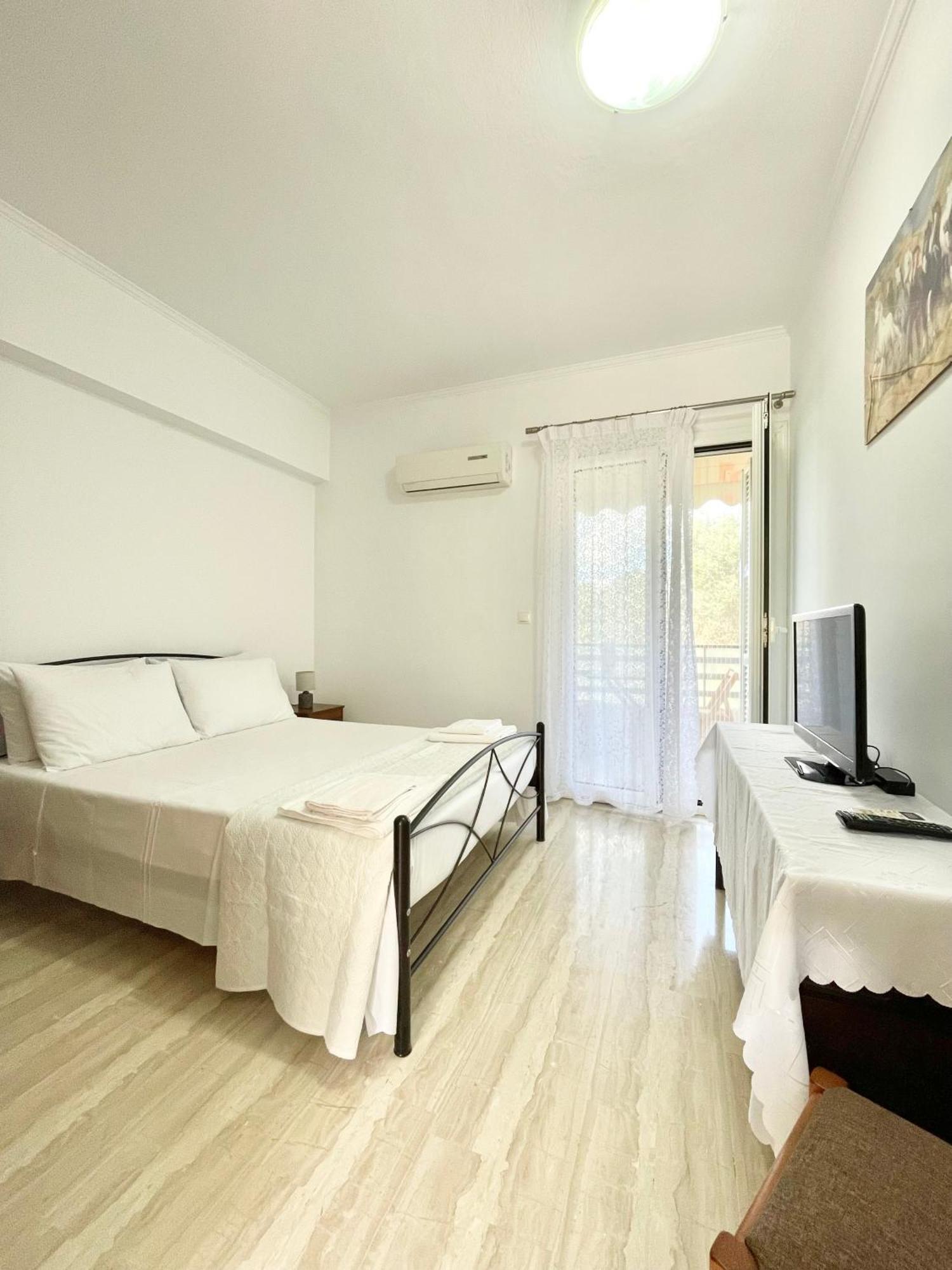 Maria'S House Apartment Perama  Exterior photo