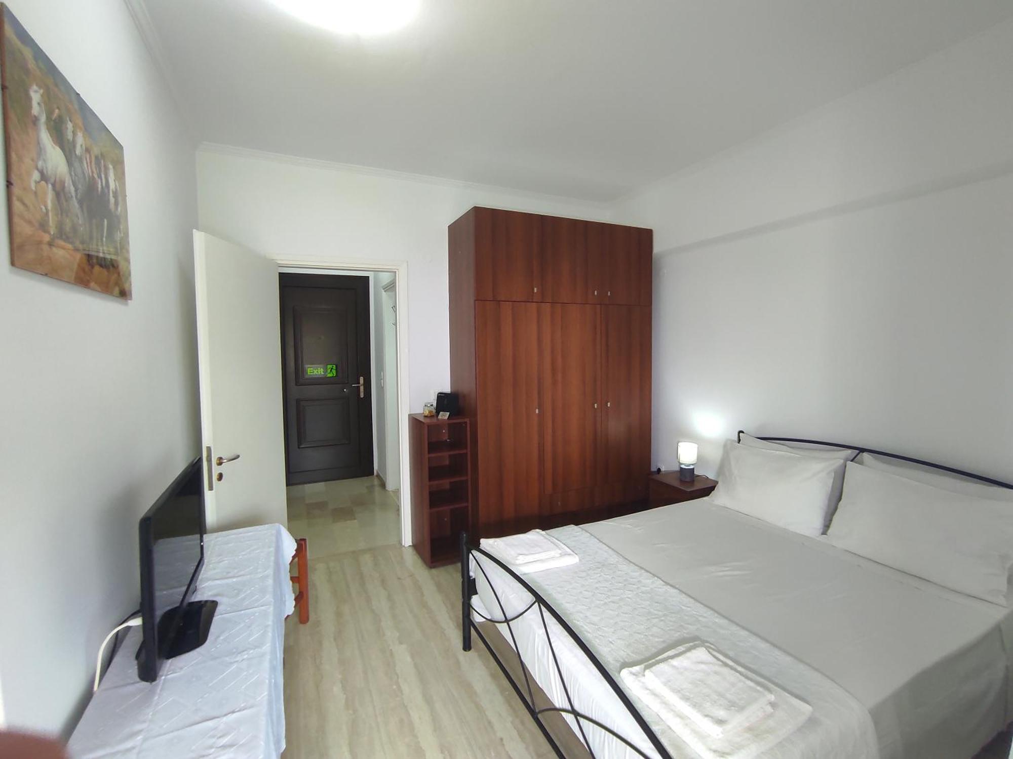 Maria'S House Apartment Perama  Exterior photo